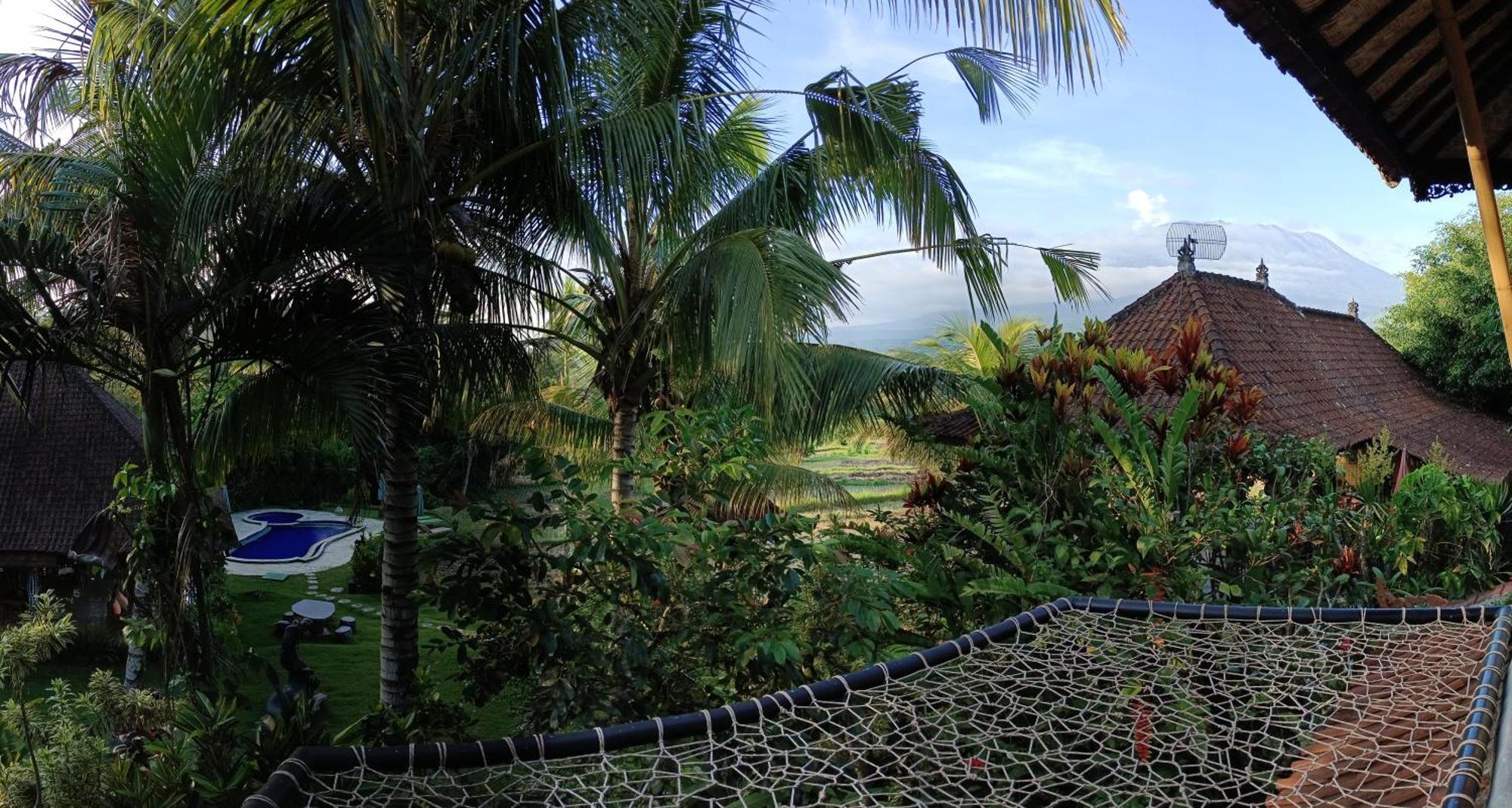 Great Mountain Views Villa Resort Selat Bagian luar foto