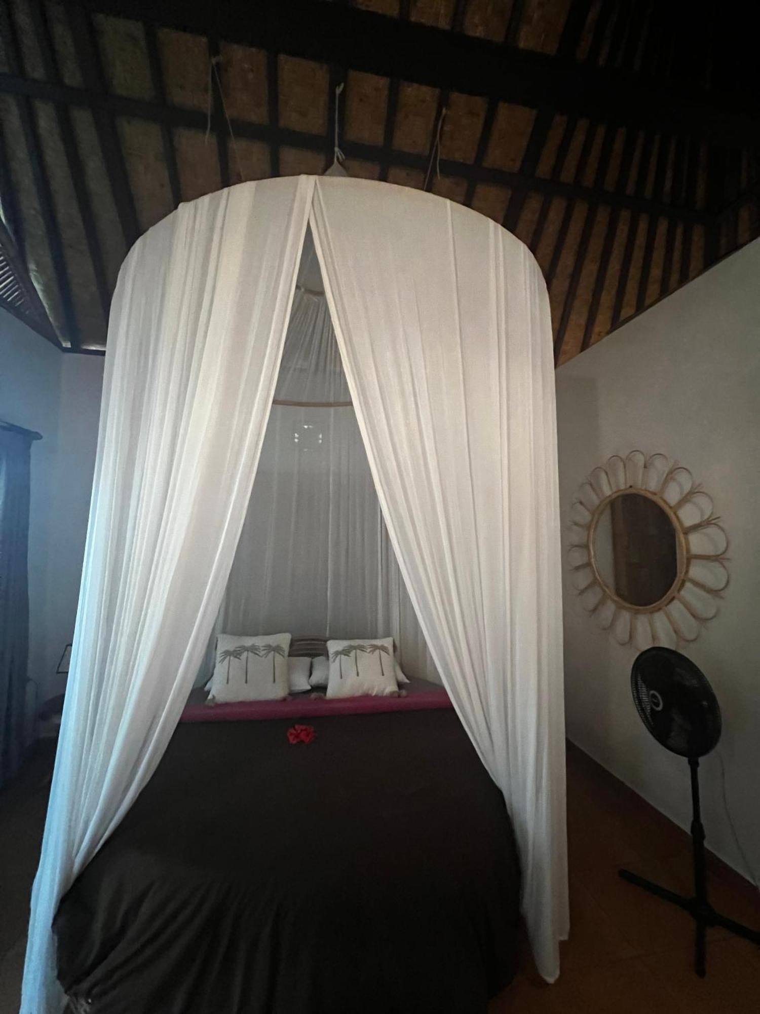 Great Mountain Views Villa Resort Selat Bagian luar foto
