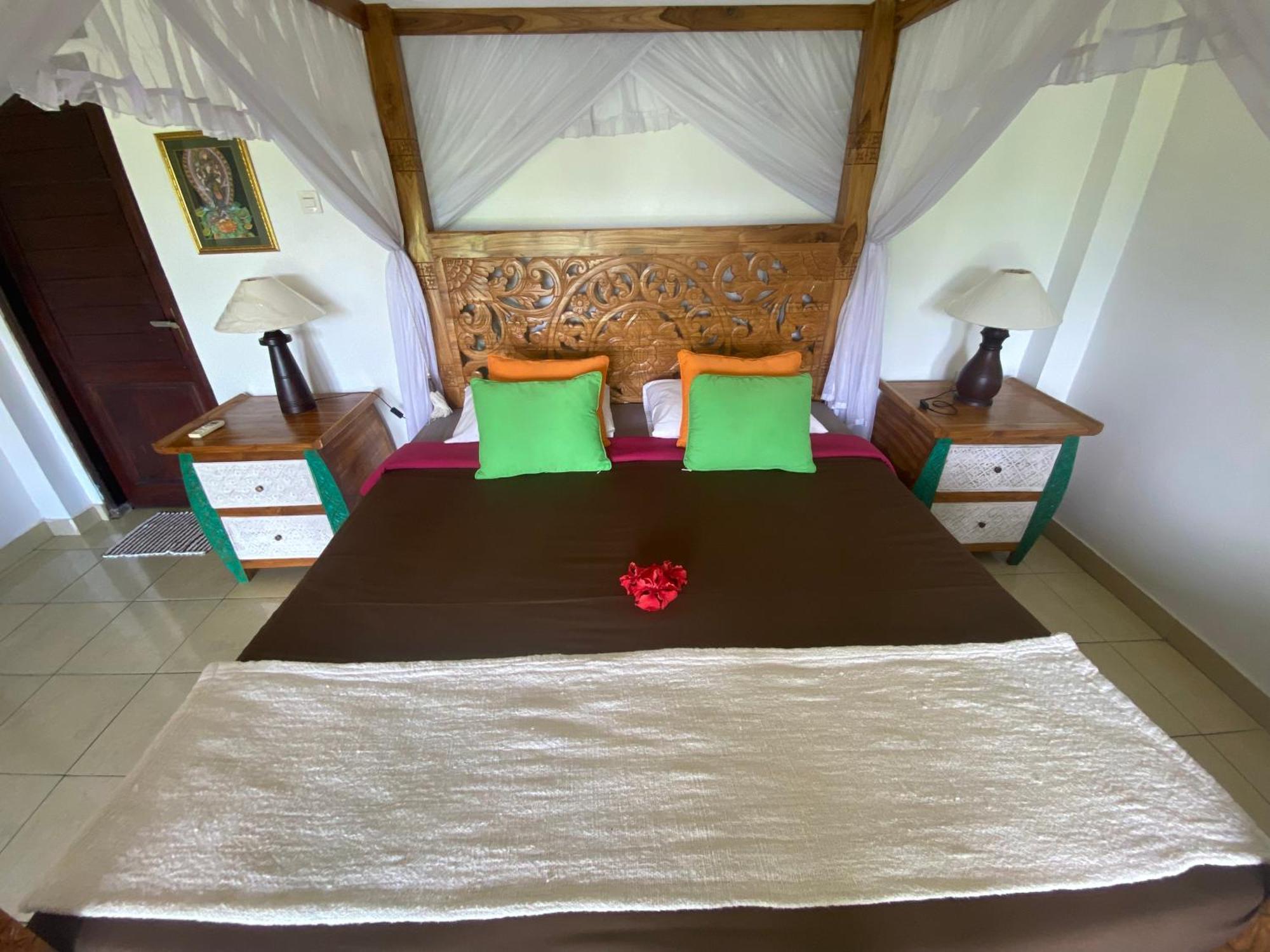 Great Mountain Views Villa Resort Selat Bagian luar foto