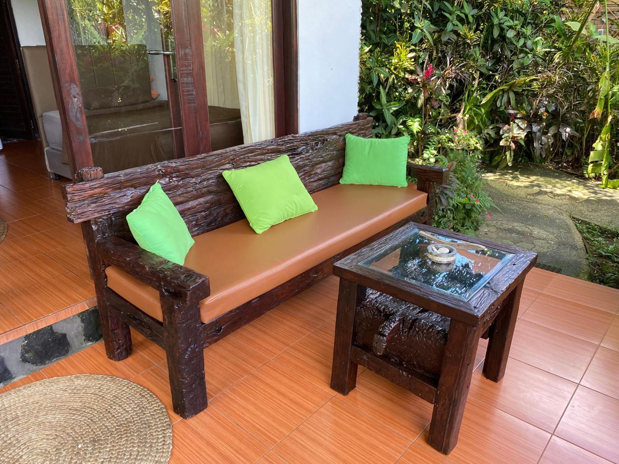 Great Mountain Views Villa Resort Selat Bagian luar foto