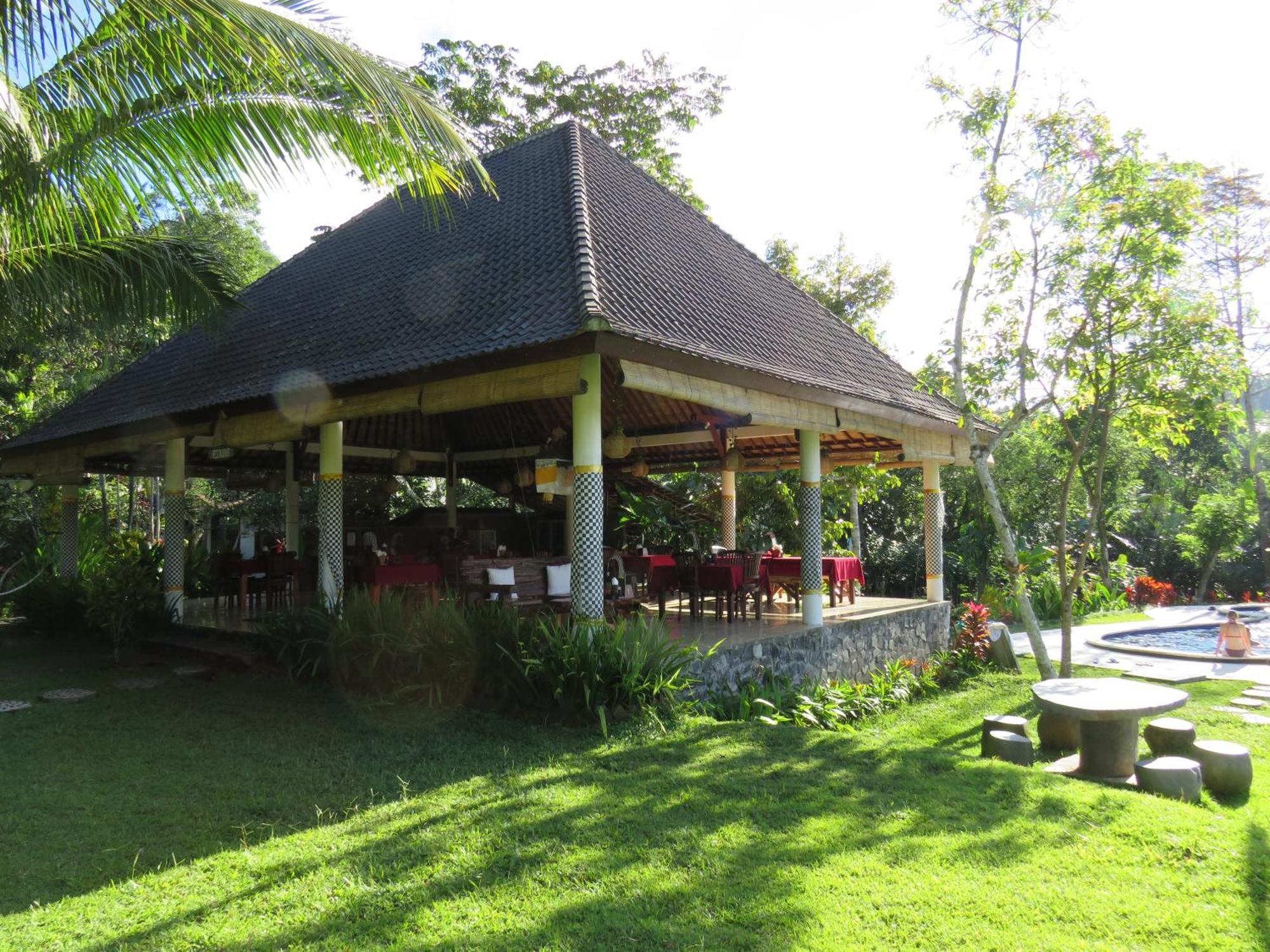 Great Mountain Views Villa Resort Selat Bagian luar foto