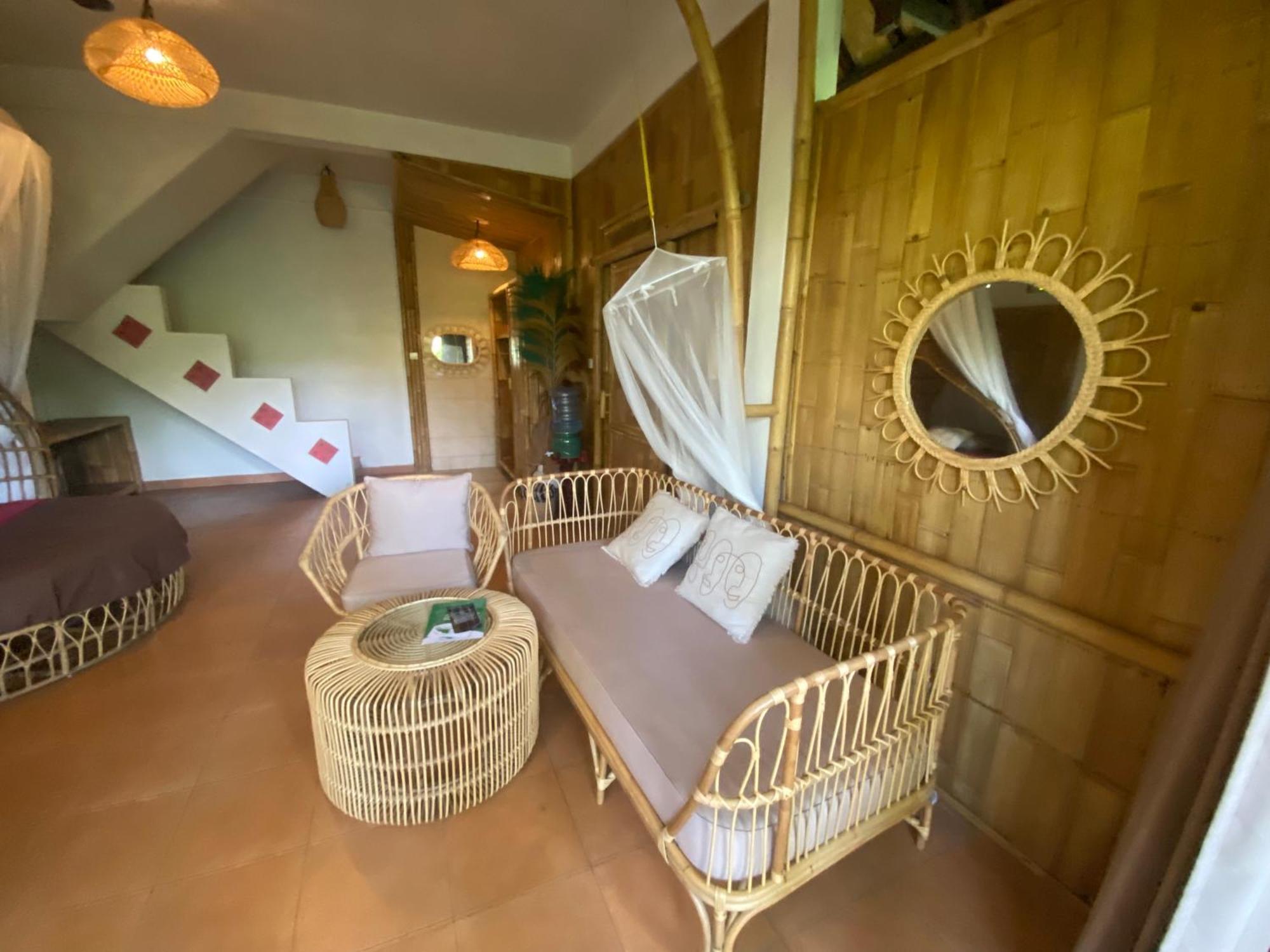 Great Mountain Views Villa Resort Selat Bagian luar foto